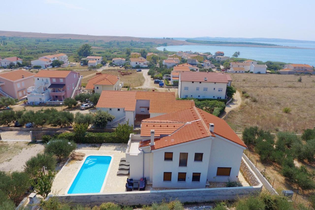Villa Cvita Povljana Exterior photo